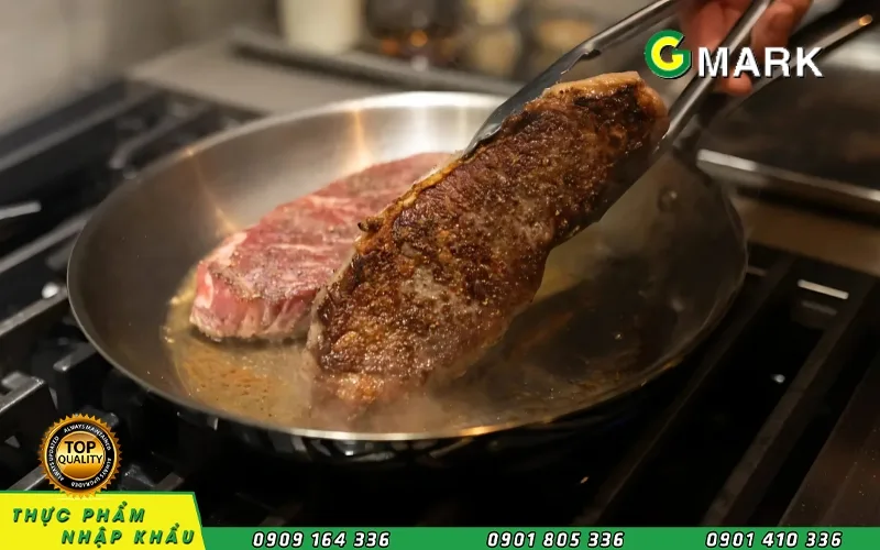 Searing Là Gì? Tại Sao Beefsteak Phải Có Bước Này?