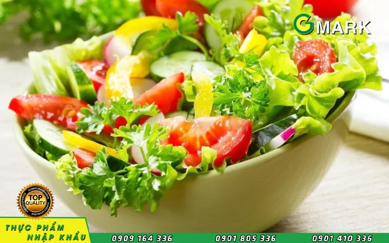 Mẹo để salad cá trích ép trứng thêm hấp dẫn